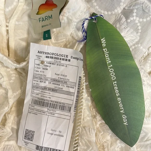 New Women’s Farm Rio Ivory 3D Stars Blouse For Anthropologie!!🔥🔥🔥 - Picture 14 of 16